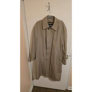 London Fog Maincoats Classic Style Mens Liner Trench Coat 42S 42 Short No Liner
